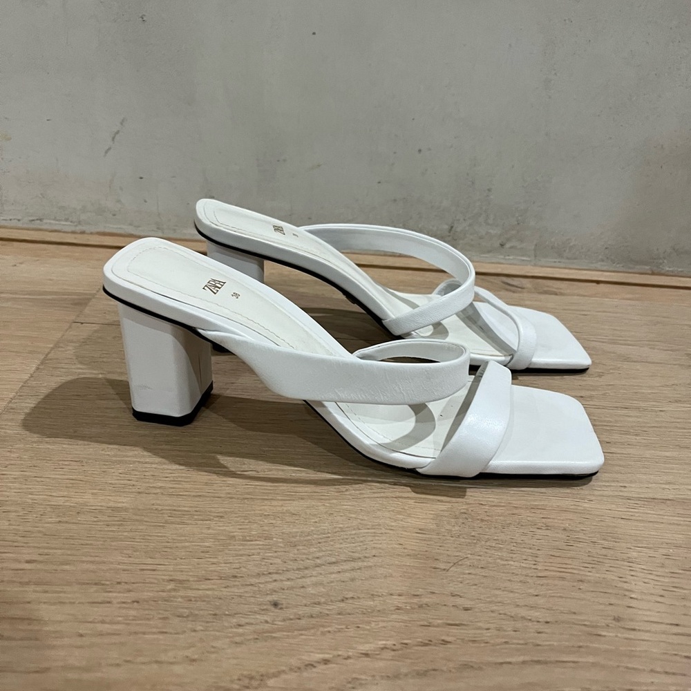 ZARA • white leather assymetric sandal size 38